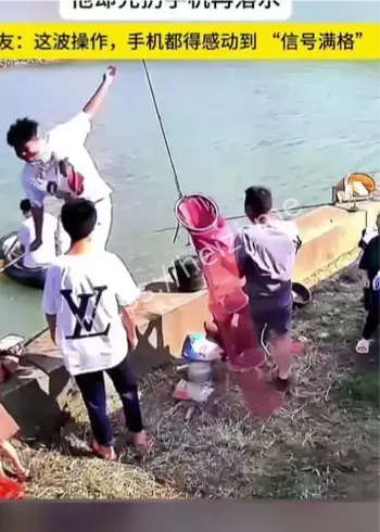 男子推人溺亡逃亡